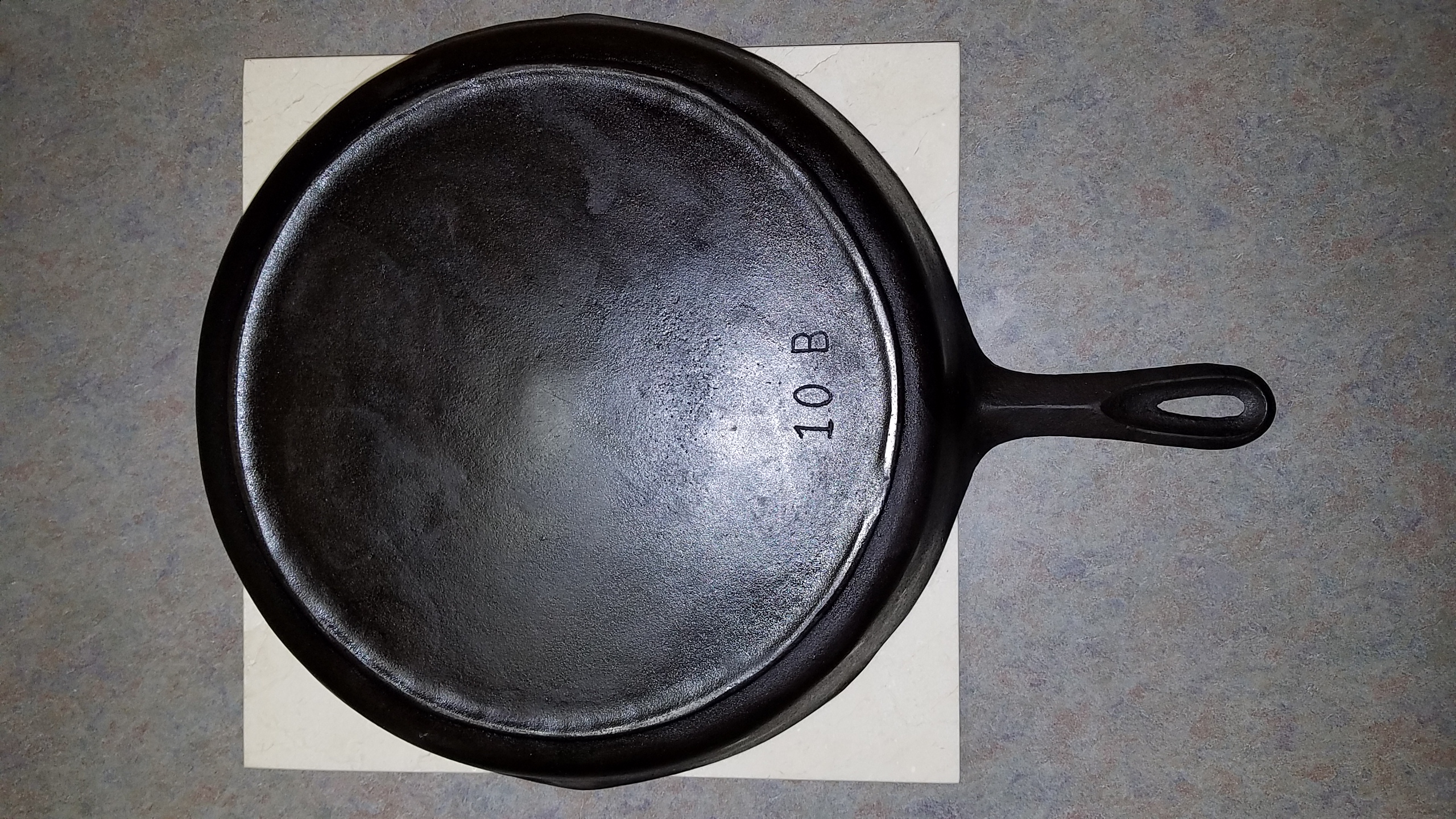 Gary's Cast Iron Sales (SKILLETS (Ready for sale))